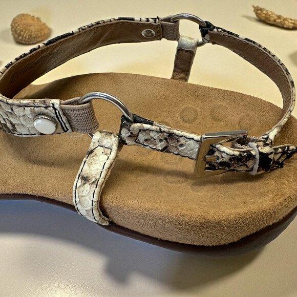 Vionic Kirra Sandals Snake Print T Strap Slingback Casual Shoes GUC Size 8 - Picture 8 of 9